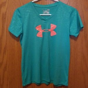 Under Armour tshirt